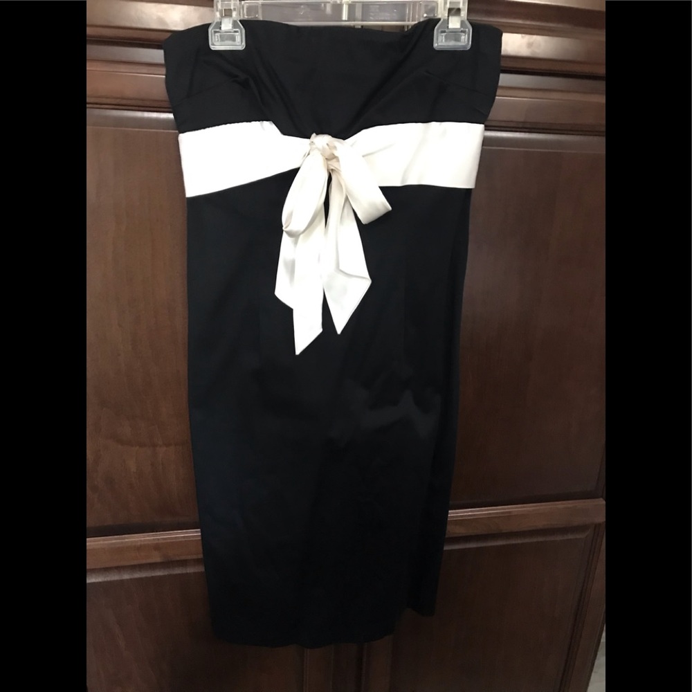 Von Maur Black Strapless Dress. NWT. Size 8